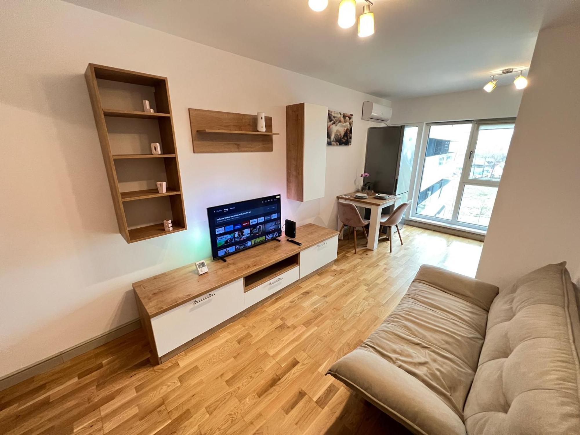 Airport Flyhub Chic Apartment Ясси Екстер'єр фото